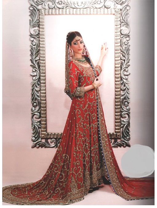 Best Pakistani & Indian Mehndi Dresses