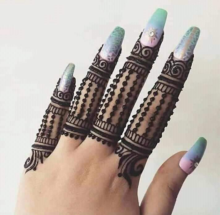 Fingers Mehndi Ideas for Eid Event